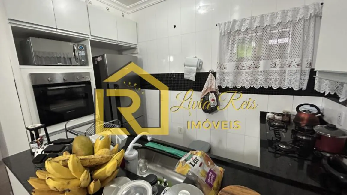 Foto 2 de Casa com 3 quartos à venda, 130m2 em Jardim Mariléa, Rio Das Ostras - RJ