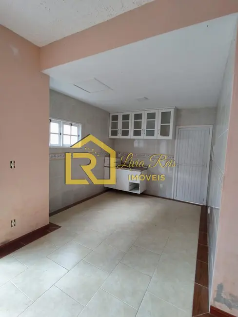 Foto 3 de Casa com 2 quartos à venda, 65m2 em Extensão do Bosque, Rio Das Ostras - RJ
