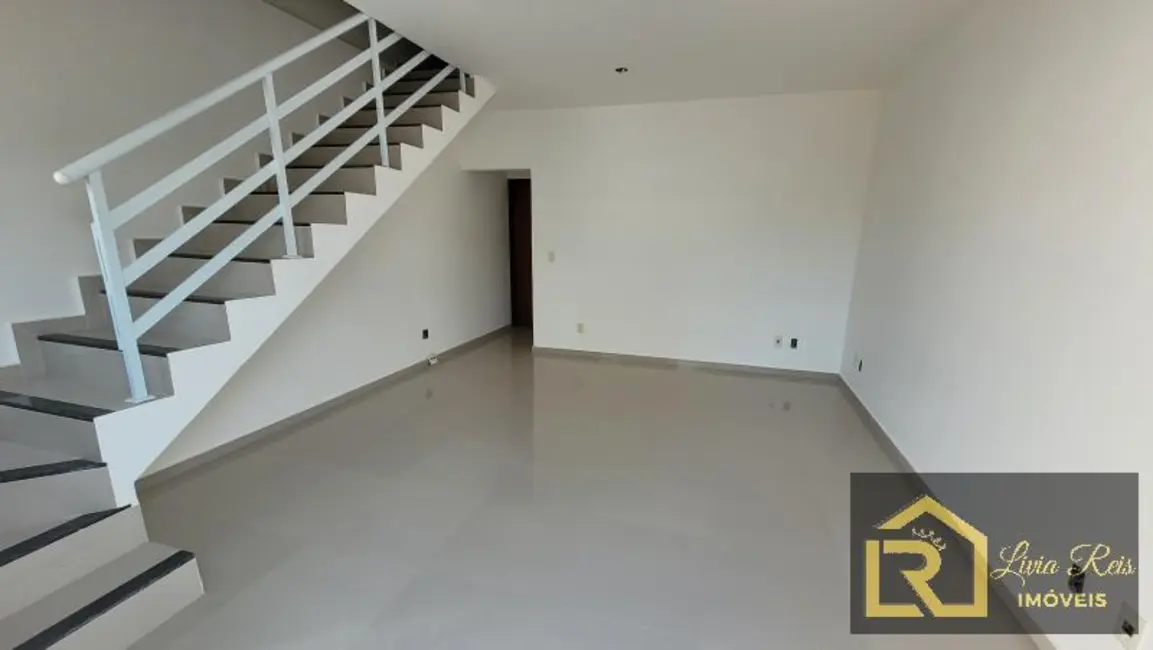 Foto 2 de Casa com 2 quartos à venda, 79m2 em Jardim Bela Vista, Rio Das Ostras - RJ