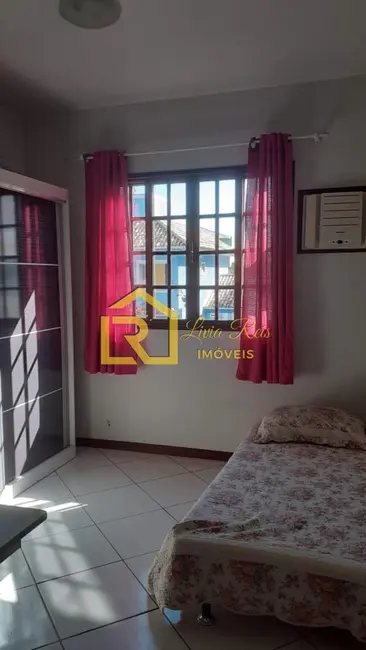 Foto 3 de Casa com 2 quartos à venda em Ouro Verde, Rio Das Ostras - RJ