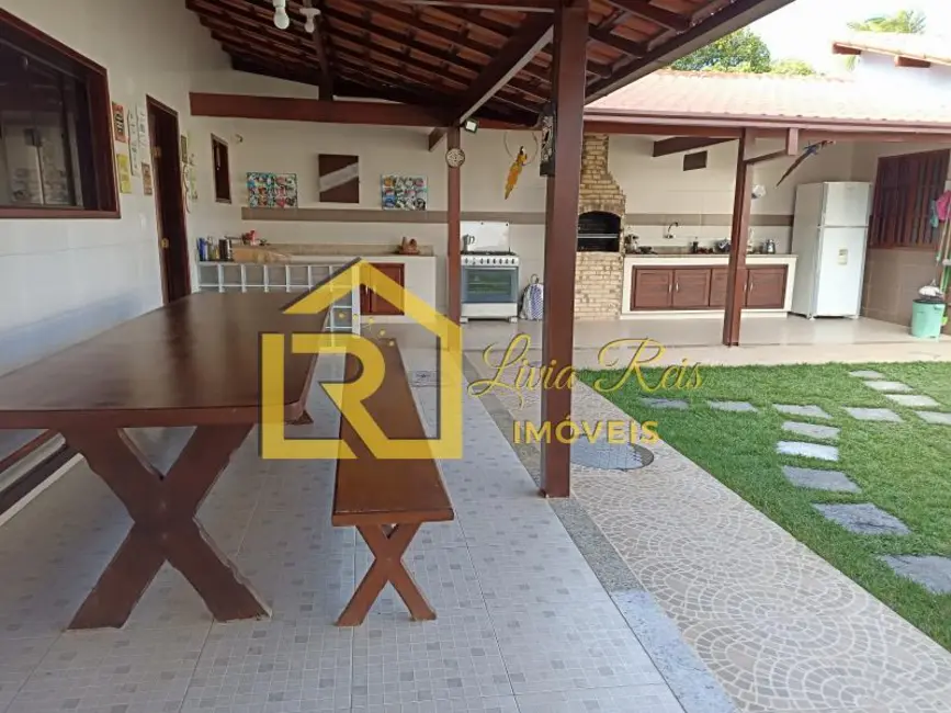 Foto 3 de Casa com 4 quartos à venda em Jardim Mariléa, Rio Das Ostras - RJ