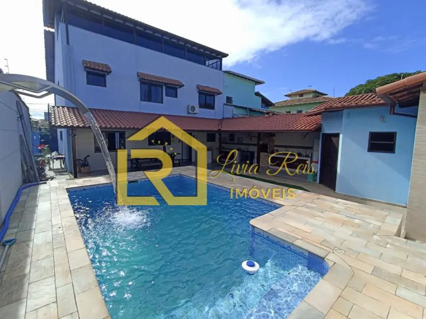 Foto 1 de Casa com 4 quartos à venda em Jardim Mariléa, Rio Das Ostras - RJ