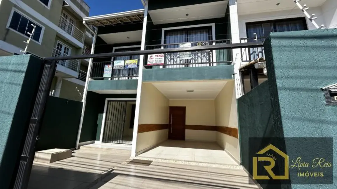 Foto 2 de Casa com 3 quartos à venda, 147m2 em Jardim Mariléa, Rio Das Ostras - RJ