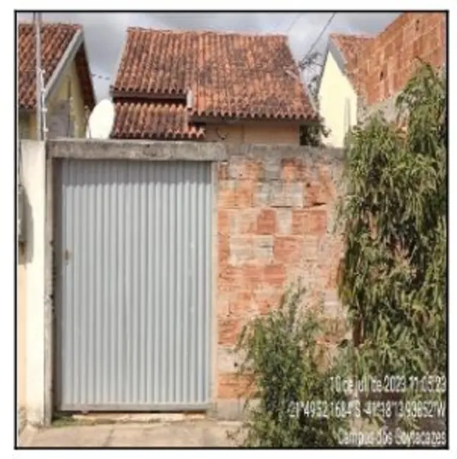 Foto 1 de Casa com 2 quartos à venda, 150m2 em Campos Dos Goytacazes - RJ