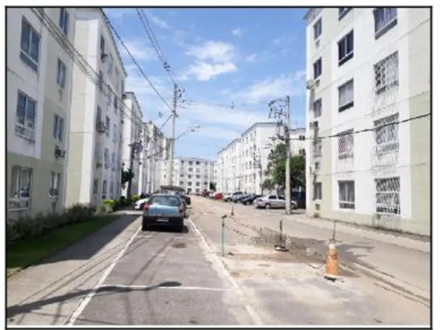 Foto 2 de Apartamento com 2 quartos à venda, 44m2 em Santa Cruz, Rio De Janeiro - RJ