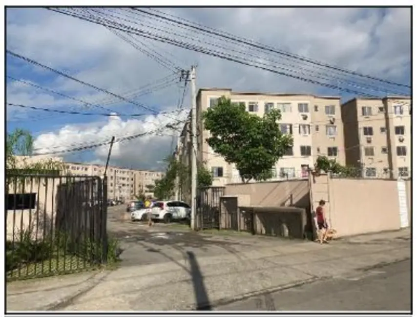 Foto 2 de Apartamento com 2 quartos à venda, 41m2 em Santa Cruz, Rio De Janeiro - RJ