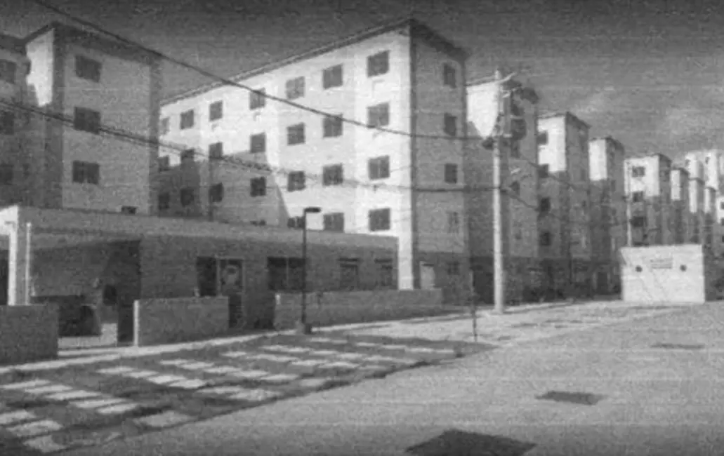 Apartamento com 2 quartos à venda, 40m2 em Santa Cruz, Rio De Janeiro - RJ - imagem 1 Foto 1 de Apartamento com 2 quartos à venda, 40m2 em Santa Cruz, Rio De Janeiro - RJ