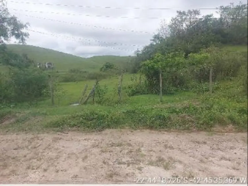 Foto 2 de Terreno / Lote com 1 quarto à venda, 2214m2 em Bandeirantes II, Tangua - RJ