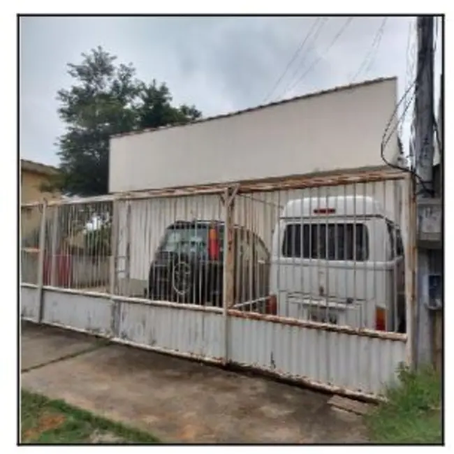 Foto 1 de Casa com 1 quarto à venda, 675m2 em Monjolos, Sao Goncalo - RJ
