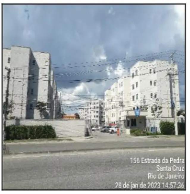 Foto 1 de Apartamento com 2 quartos à venda, 43m2 em Santa Cruz, Rio De Janeiro - RJ