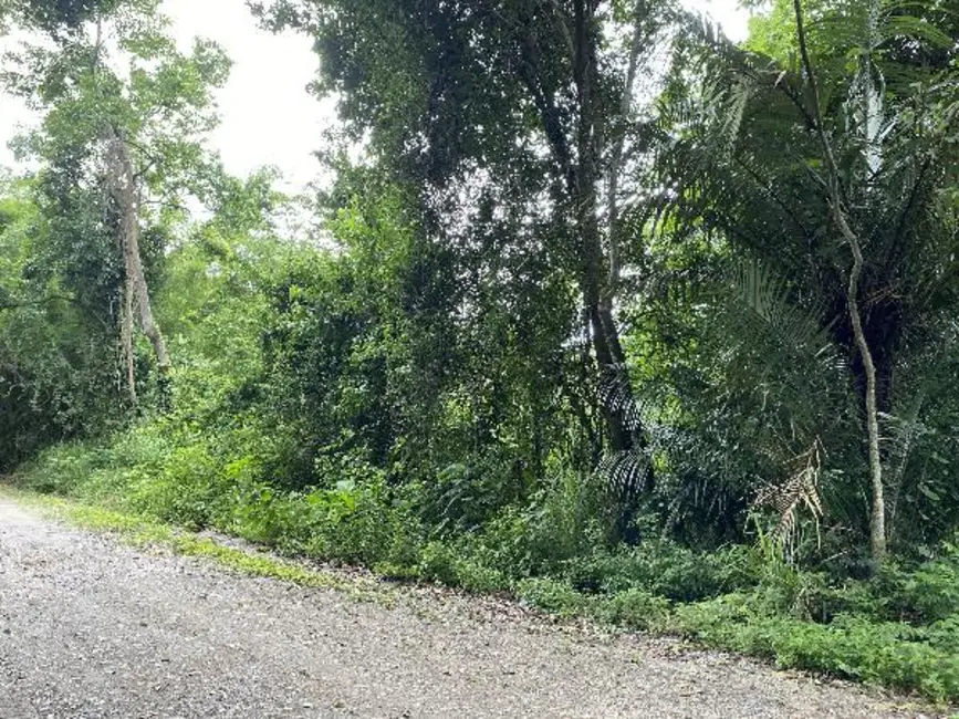 Foto 1 de Terreno / Lote com 1 quarto à venda, 1850m2 em Morada das Águias (Itaipuaçu), Marica - RJ