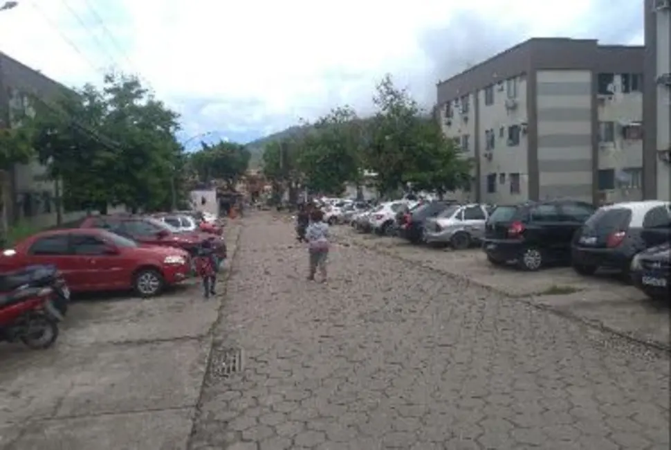 Apartamento com 2 quartos à venda, 46m2 em Bangu, Rio De Janeiro - RJ - imagem 3 Foto 3 de Apartamento com 2 quartos à venda, 46m2 em Bangu, Rio De Janeiro - RJ