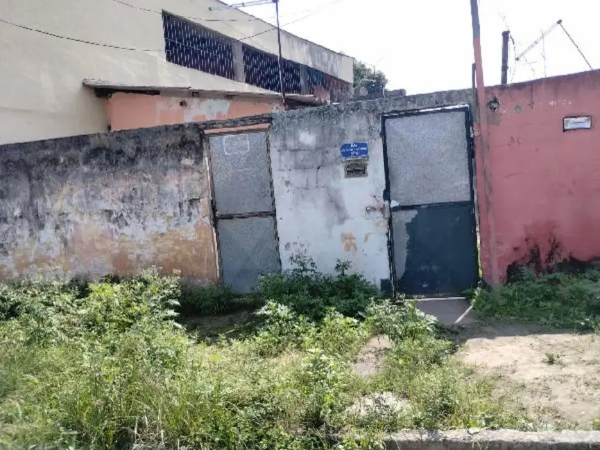 Foto 1 de Casa com 2 quartos à venda, 104m2 em Jóquei Clube, Sao Goncalo - RJ