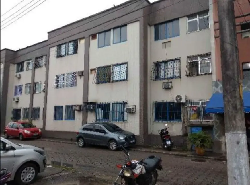 Foto 3 de Apartamento com 2 quartos à venda, 46m2 em Bangu, Rio De Janeiro - RJ