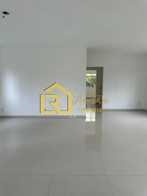 Foto 3 de Casa com 4 quartos à venda em Terras do Contorno, Rio Das Ostras - RJ