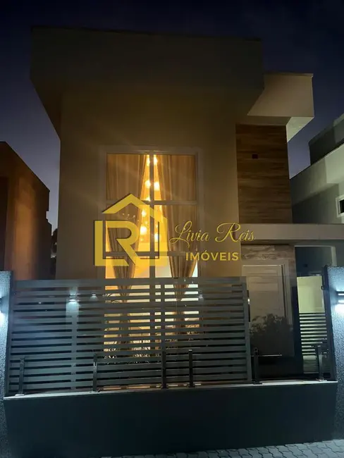 Foto 5 de Casa com 3 quartos à venda em Extensão do Bosque, Rio Das Ostras - RJ