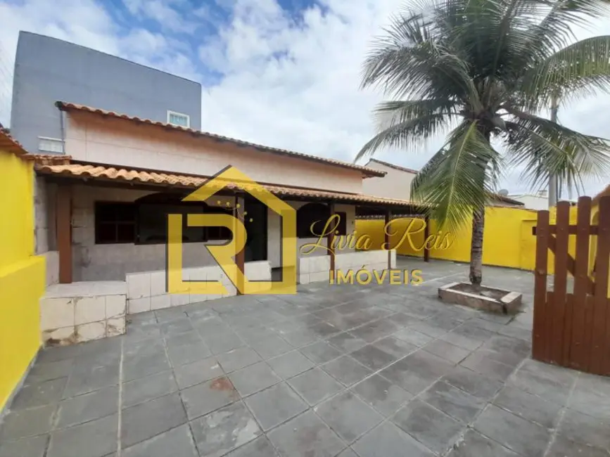Foto 1 de Casa com 2 quartos à venda em Nova Esperança, Rio Das Ostras - RJ