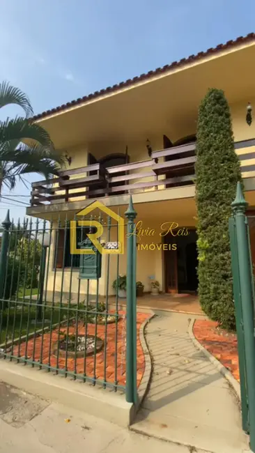 Foto 1 de Casa com 3 quartos à venda em Centro, Rio Das Ostras - RJ