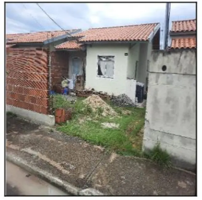 Foto 1 de Casa com 1 quarto à venda, 150m2 em Esperança, Itaborai - RJ