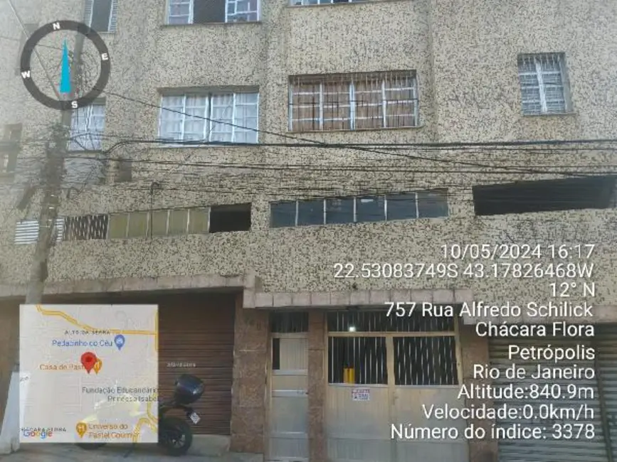 Foto 1 de Apartamento com 2 quartos à venda, 70m2 em Chácara Flora, Petropolis - RJ