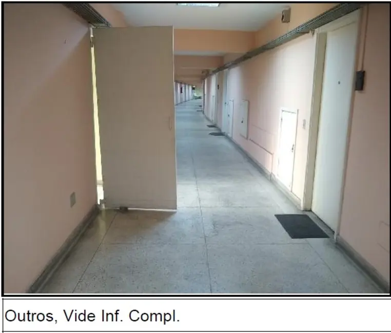 Sala Comercial com 1 quarto à venda, 32m2 em Benfica, Rio De Janeiro - RJ - imagem 3 Foto 3 de Sala Comercial com 1 quarto à venda, 32m2 em Benfica, Rio De Janeiro - RJ