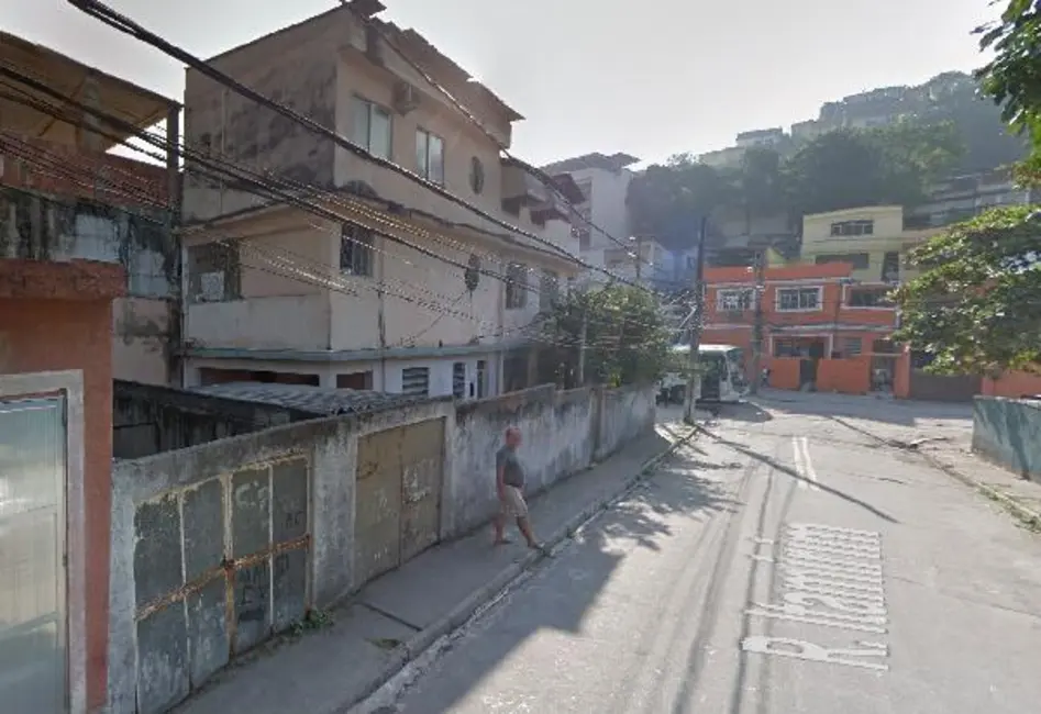 Foto 1 de Apartamento com 2 quartos à venda, 66m2 em Olaria, Rio De Janeiro - RJ