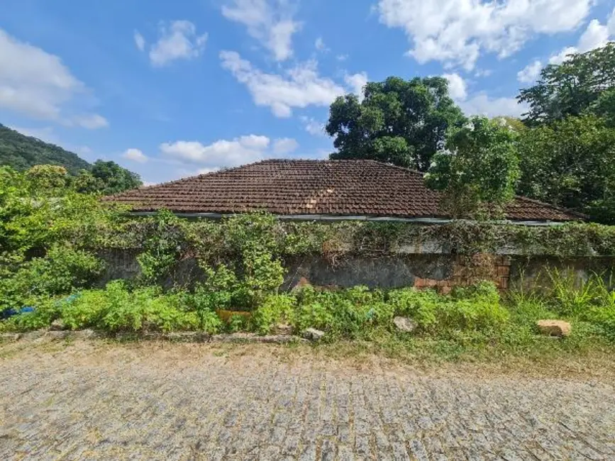 Casa com 2 quartos à venda, 571m2 em Cachoeiras De Macacu - RJ - imagem 1 Foto 1 de Casa com 2 quartos à venda, 571m2 em Cachoeiras De Macacu - RJ