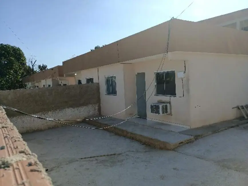 Foto 1 de Casa com 2 quartos à venda, 191m2 em Vista Alegre, Sao Goncalo - RJ