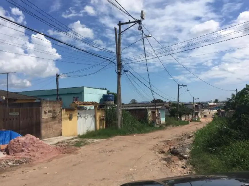 Foto 1 de Casa com 1 quarto à venda, 180m2 em Itaborai - RJ