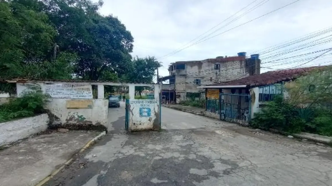 Foto 1 de Casa com 1 quarto à venda, 200m2 em Marica - RJ
