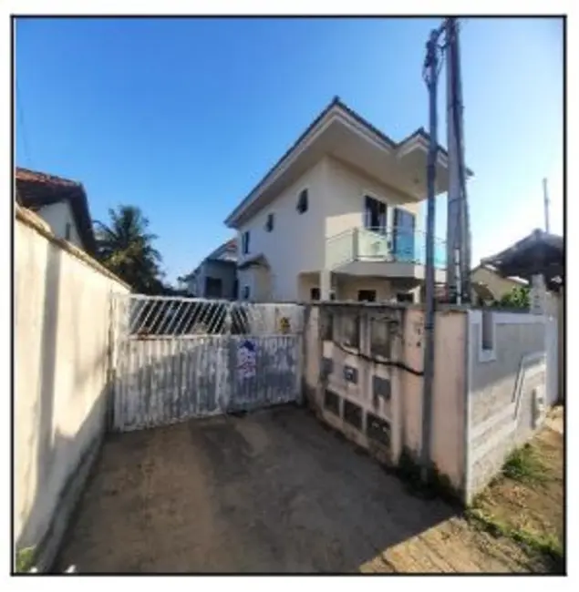 Foto 1 de Casa com 2 quartos à venda, 135m2 em Araruama - RJ