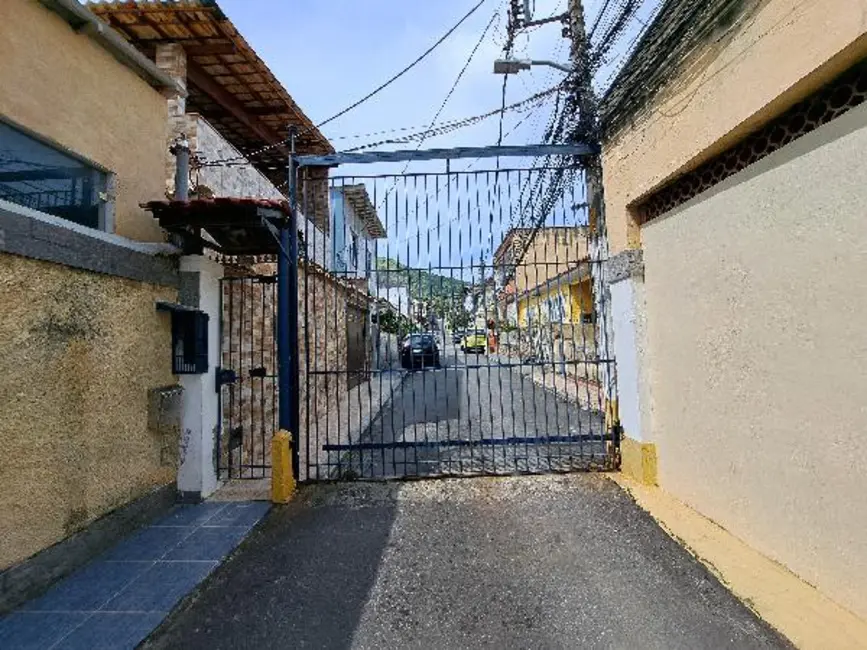 Casa com 1 quarto à venda, 128m2 em Praça Seca, Rio De Janeiro - RJ - imagem 1 Foto 1 de Casa com 1 quarto à venda, 128m2 em Praça Seca, Rio De Janeiro - RJ