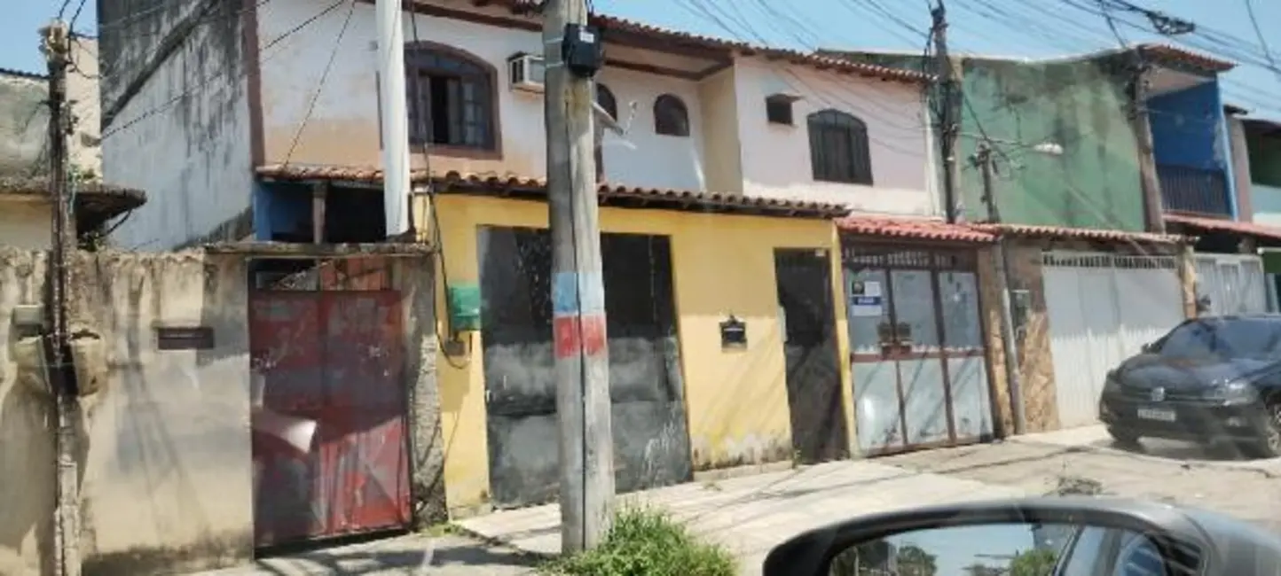Casa com 3 quartos à venda, 421m2 em Carmari, Nova Iguacu - RJ - imagem 1 Foto 1 de Casa com 3 quartos à venda, 421m2 em Carmari, Nova Iguacu - RJ