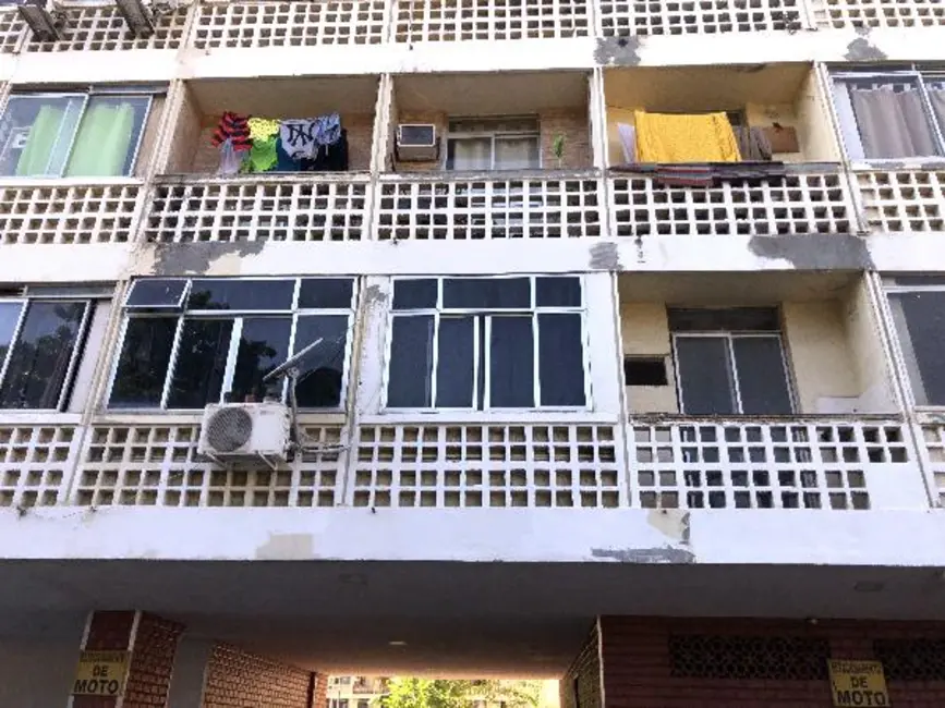Foto 1 de Apartamento com 2 quartos à venda, 53m2 em Santa Cruz, Rio De Janeiro - RJ