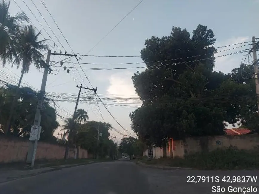 Foto 1 de Casa com 2 quartos à venda, 372m2 em Santa Luzia, Sao Goncalo - RJ