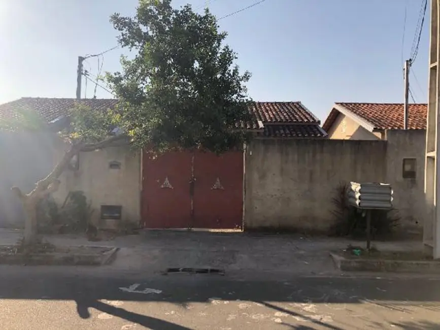Foto 1 de Casa com 2 quartos à venda, 150m2 em Campos Dos Goytacazes - RJ