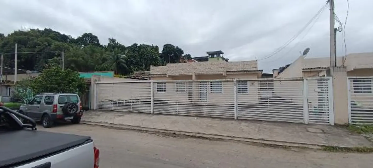 Casa com 2 quartos à venda, 92m2 em Vila Guimarães, Nova Iguacu - RJ - imagem 1 Foto 1 de Casa com 2 quartos à venda, 92m2 em Vila Guimarães, Nova Iguacu - RJ