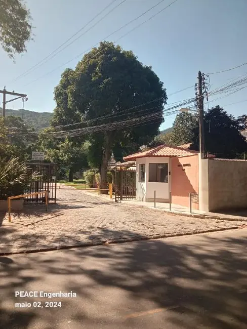 Foto 1 de Casa com 2 quartos à venda, 443m2 em Niteroi - RJ