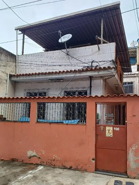 Foto 1 de Casa com 2 quartos à venda, 57m2 em Ramos, Rio De Janeiro - RJ