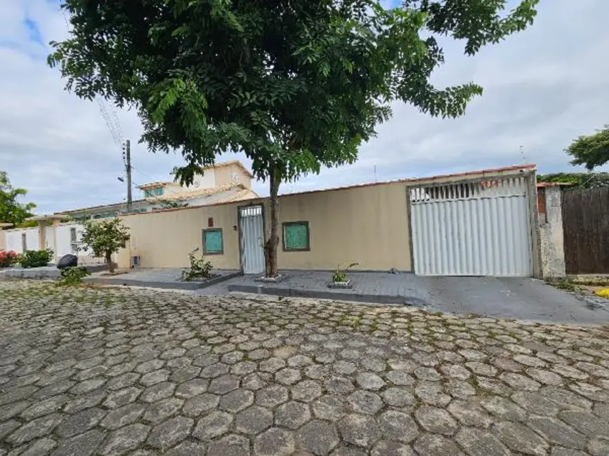 Foto 1 de Casa com 3 quartos à venda, 489m2 em Araruama - RJ