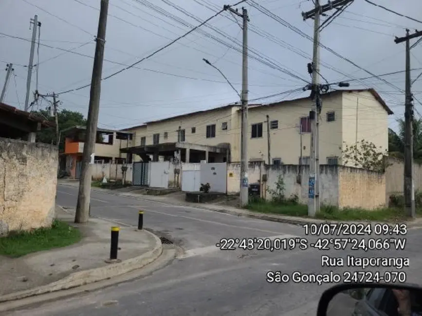 Foto 1 de Casa com 2 quartos à venda, 76m2 em Vista Alegre, Sao Goncalo - RJ