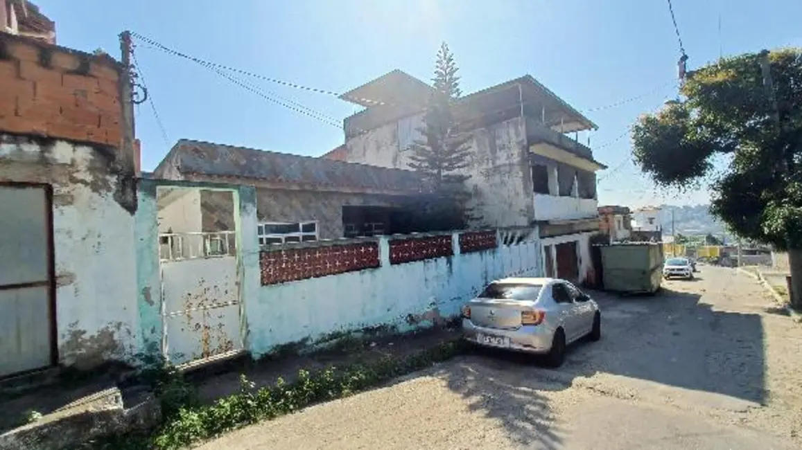 Casa com 3 quartos à venda, 341m2 em Lindo Parque, Sao Goncalo - RJ - imagem 1 Foto 1 de Casa com 3 quartos à venda, 341m2 em Lindo Parque, Sao Goncalo - RJ