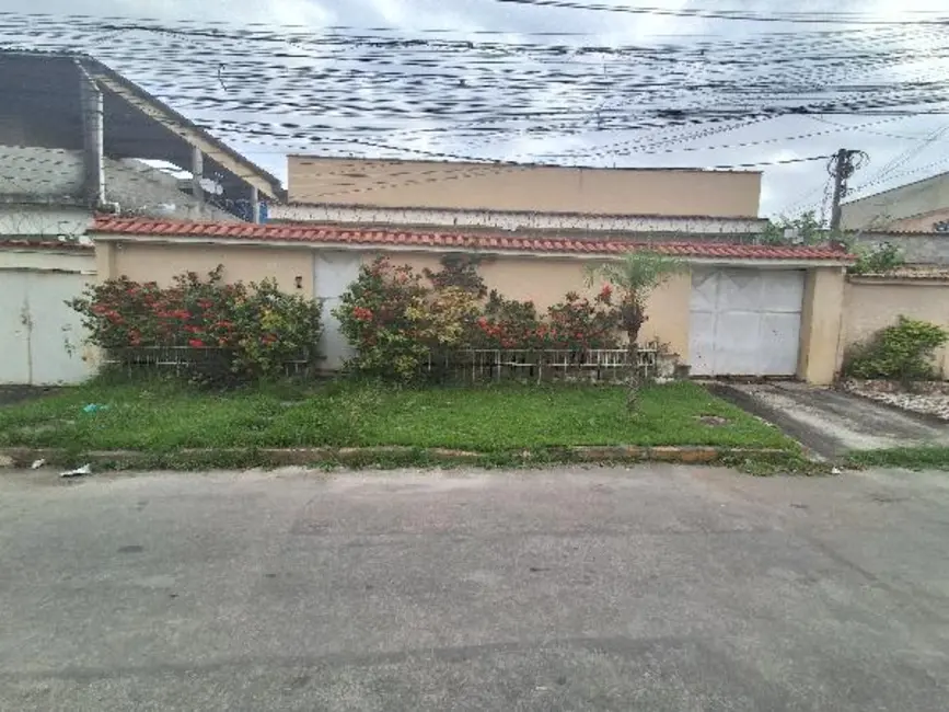 Foto 1 de Casa com 3 quartos à venda, 360m2 em Jardim Primavera, Duque De Caxias - RJ