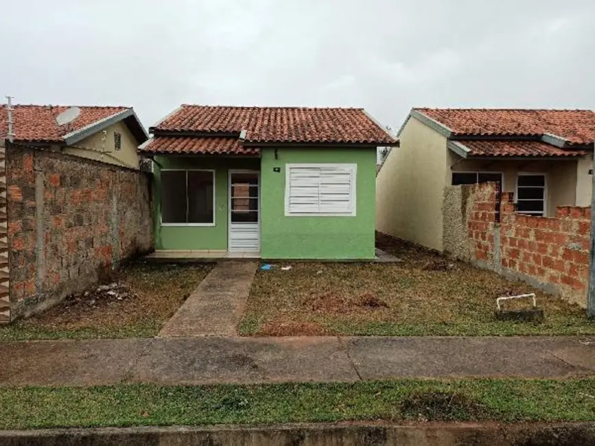 Casa com 2 quartos à venda, 150m2 em Campos Dos Goytacazes - RJ - imagem 1 Foto 1 de Casa com 2 quartos à venda, 150m2 em Campos Dos Goytacazes - RJ