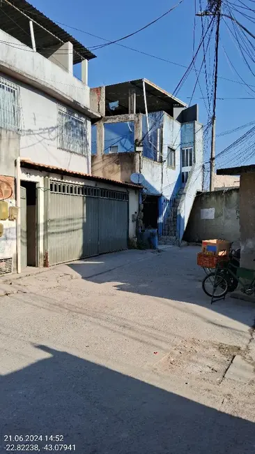 Foto 1 de Casa com 2 quartos à venda, 55m2 em Jóquei Clube, Sao Goncalo - RJ