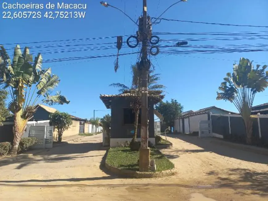 Foto 1 de Casa com 2 quartos à venda, 312m2 em Cachoeiras De Macacu - RJ