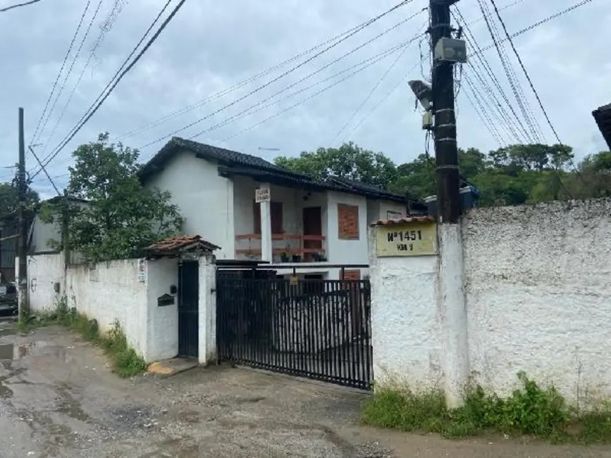 Casa com 2 quartos à venda, 81m2 em Centro, Sao Goncalo - RJ - imagem 1 Foto 1 de Casa com 2 quartos à venda, 81m2 em Centro, Sao Goncalo - RJ