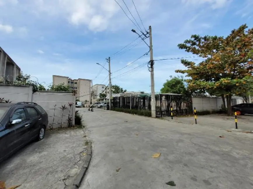 Foto 1 de Apartamento com 2 quartos à venda, 40m2 em Bangu, Rio De Janeiro - RJ