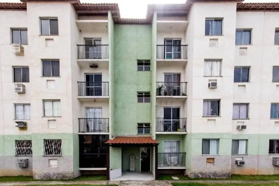 Foto 1 de Apartamento com 2 quartos à venda, 44m2 em Macae - RJ