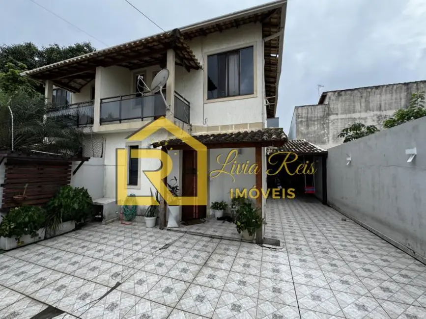 Foto 1 de Casa com 3 quartos à venda, 43m2 em Atlântica, Rio Das Ostras - RJ